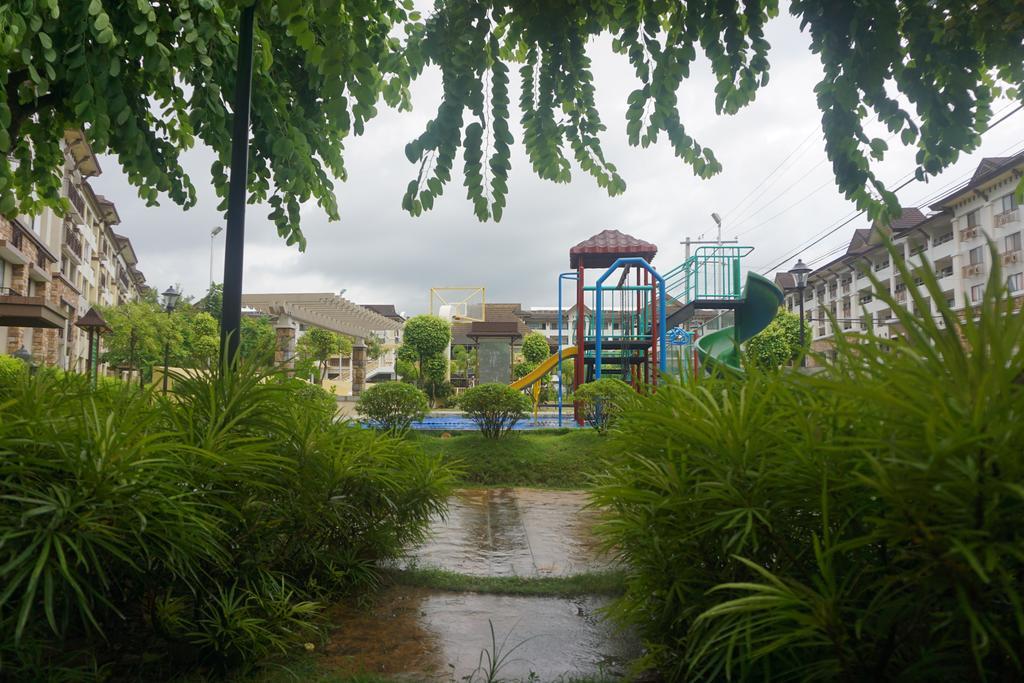 Apartelle D' Oasis Davao City Buitenkant foto