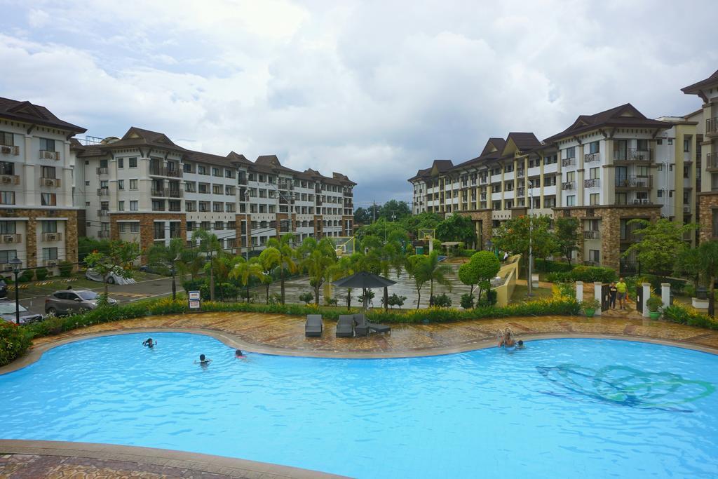 Apartelle D' Oasis Davao City Buitenkant foto
