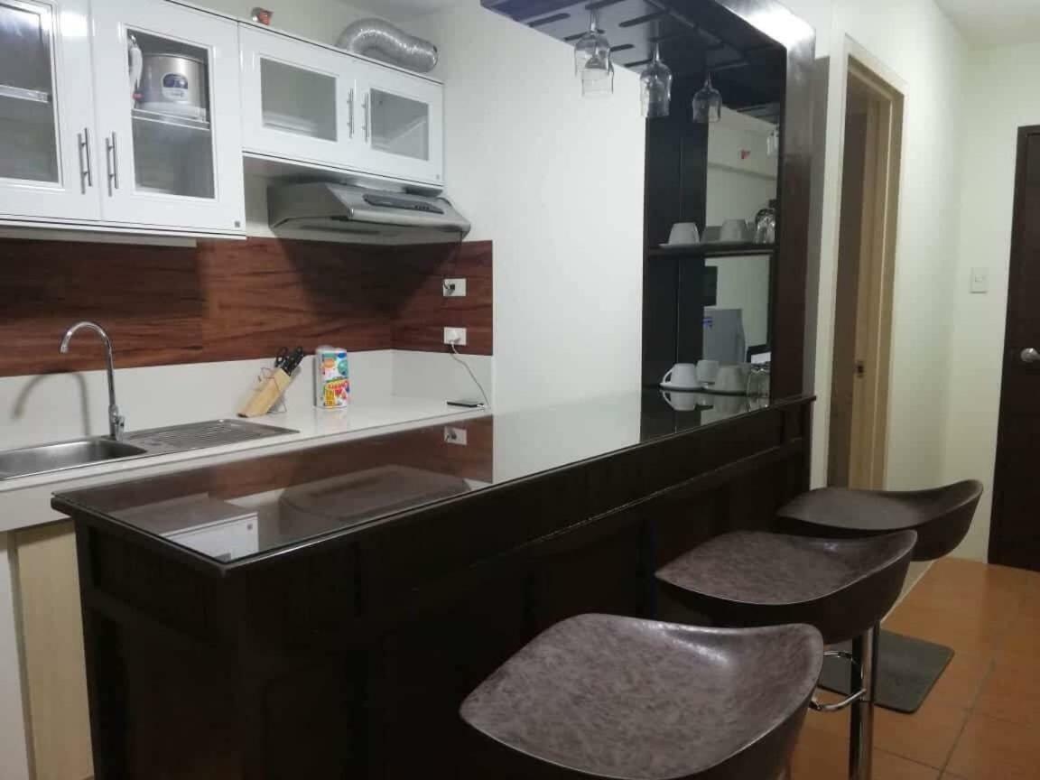 Apartelle D' Oasis Davao City Buitenkant foto