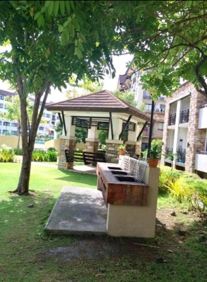 Apartelle D' Oasis Davao City Buitenkant foto