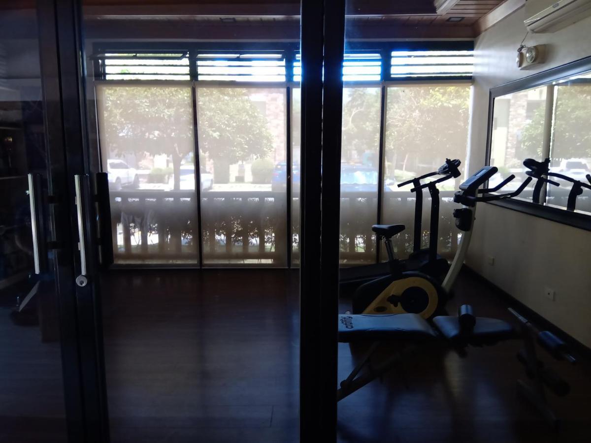 Apartelle D' Oasis Davao City Buitenkant foto